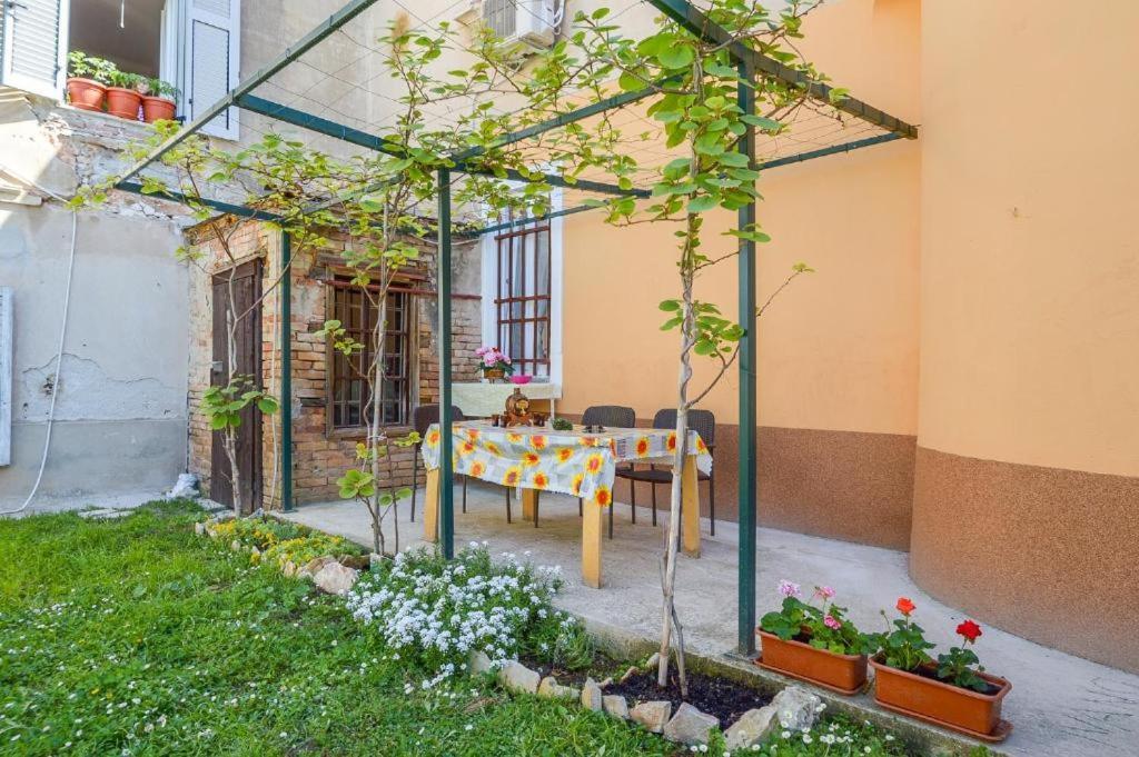 Apartman Ivano Pula Exterior foto